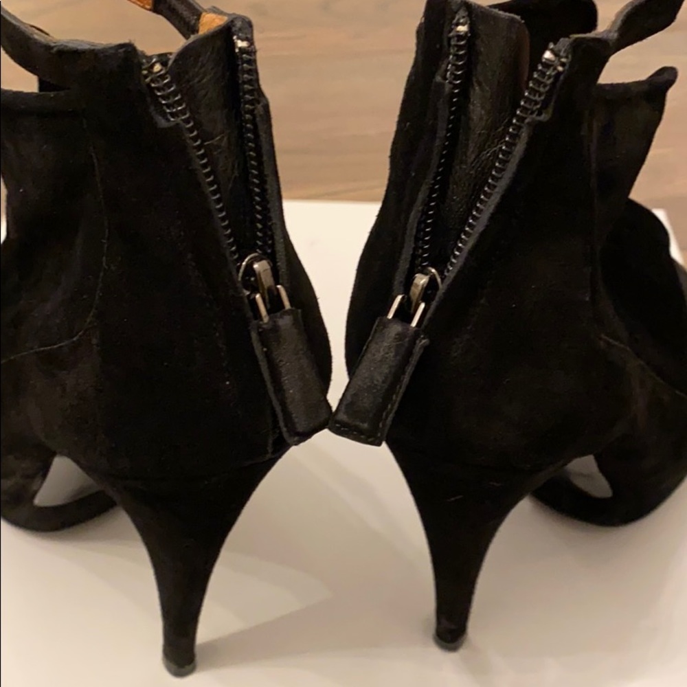 Givenchy 👠 - Picture 6 of 9